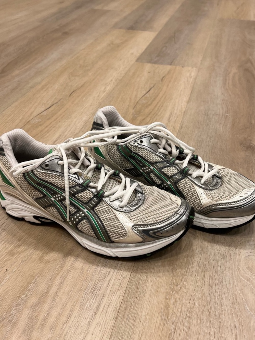 Light Gray Athletic Sneakers with Green Accents